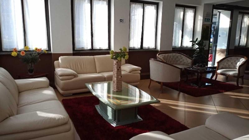 Hotel Socrate Lavena Ponte Tresa Zewnętrze zdjęcie
