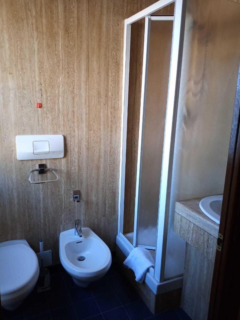 Hotel Socrate Lavena Ponte Tresa Zewnętrze zdjęcie