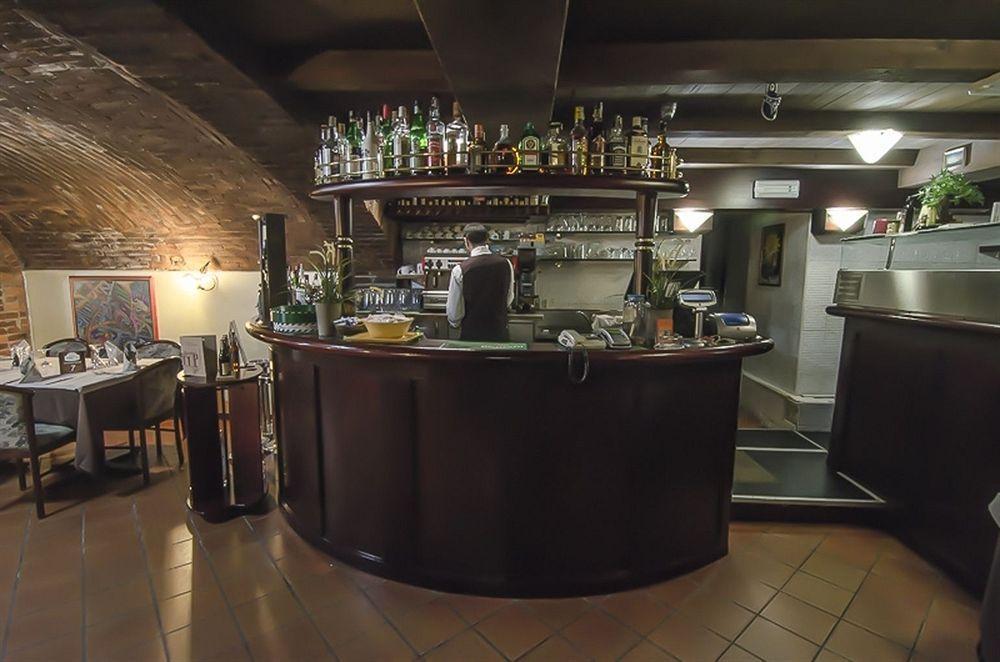 Hotel Socrate Lavena Ponte Tresa Zewnętrze zdjęcie