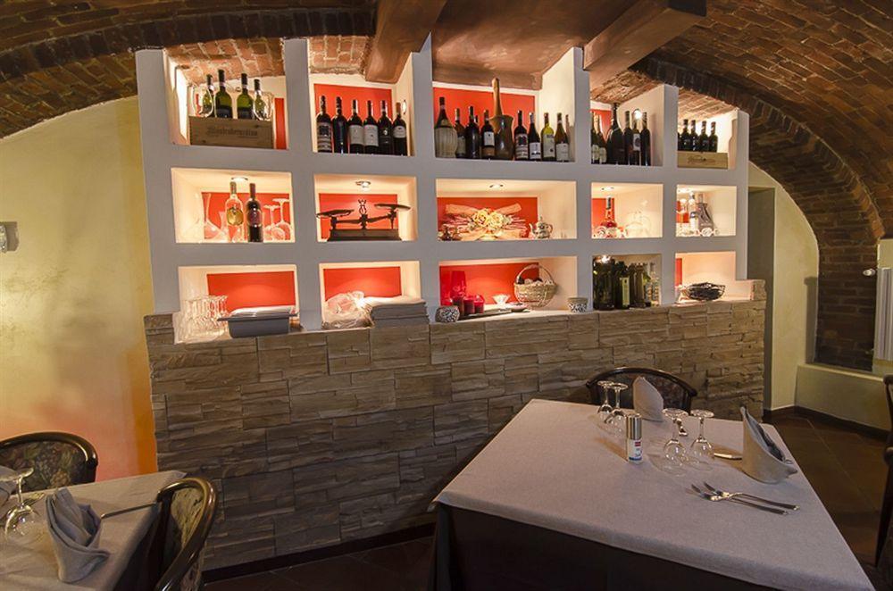 Hotel Socrate Lavena Ponte Tresa Zewnętrze zdjęcie