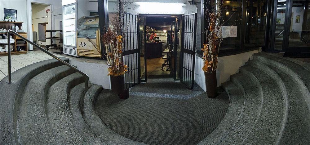 Hotel Socrate Lavena Ponte Tresa Zewnętrze zdjęcie